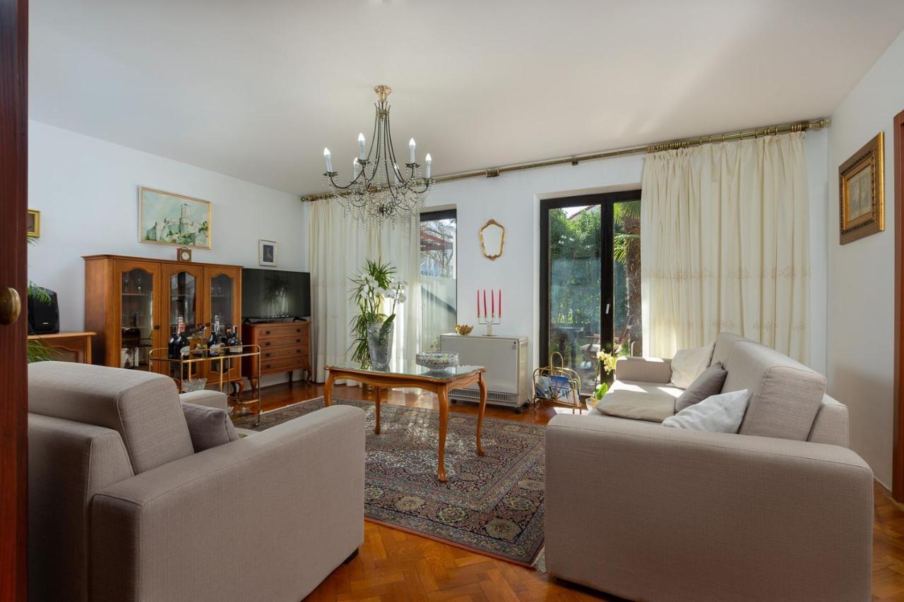 Holiday Apartment Suzana โรวีน ภายนอก รูปภาพ