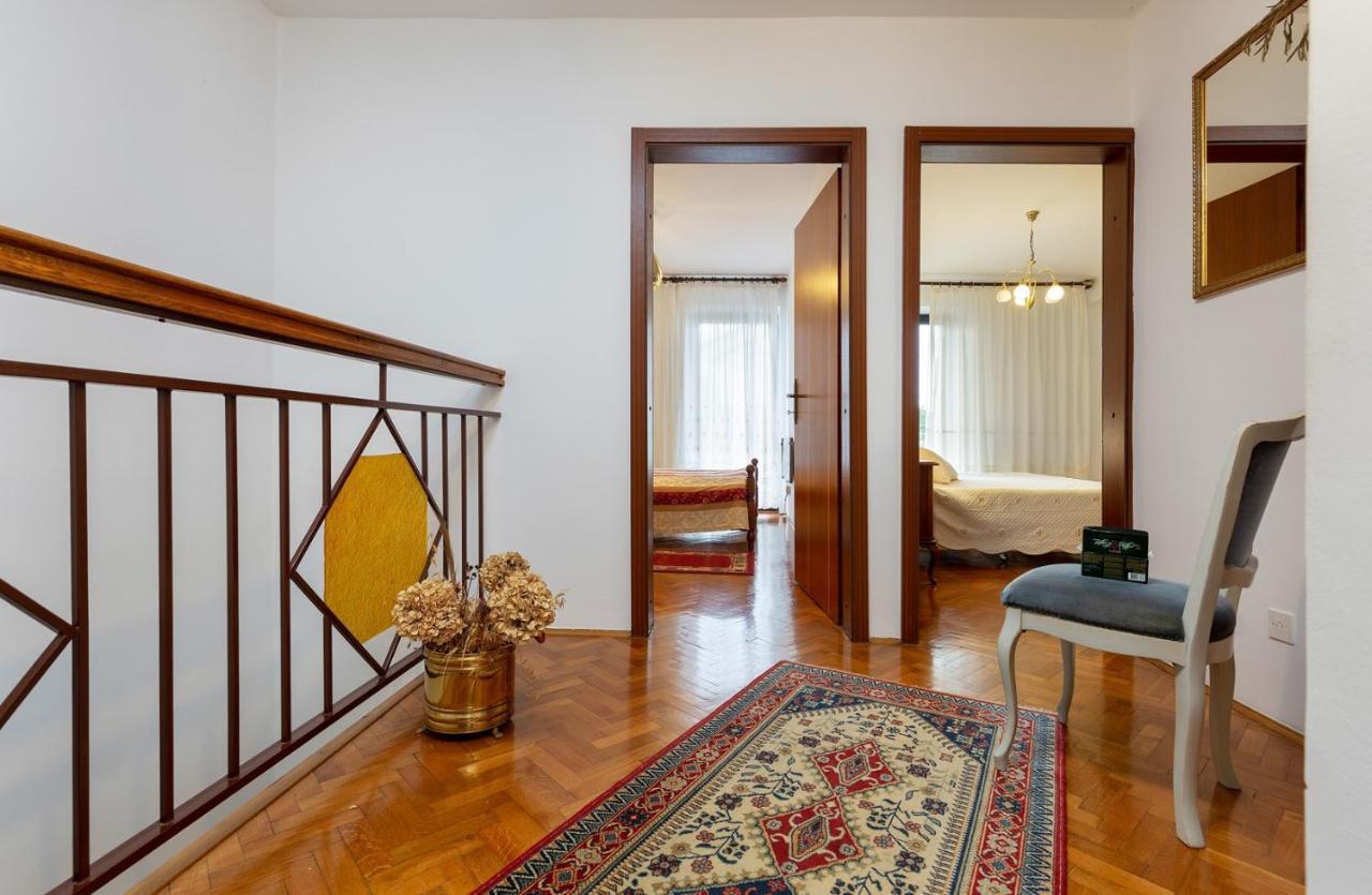 Holiday Apartment Suzana โรวีน ภายนอก รูปภาพ